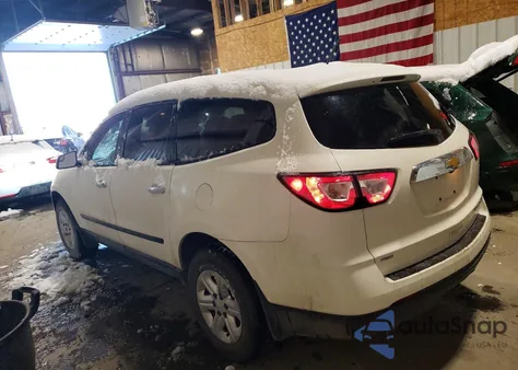 2014 Chevrolet Traverse Ls z USA, uszkodzony, nr VIN 1GNKVFED8EJ129749